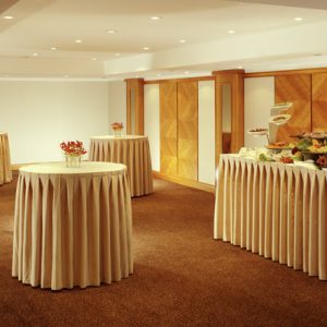Box Pleat Skirting