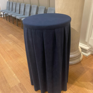 Poseur Table Cloths and Skirting