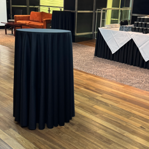 Poseur Table Cloths